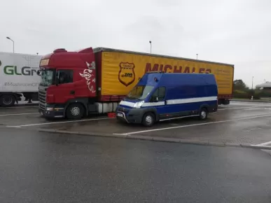 Naprawa samochodów ciężarowych, dostawczych, naczep POZNAŃ 881-673-882